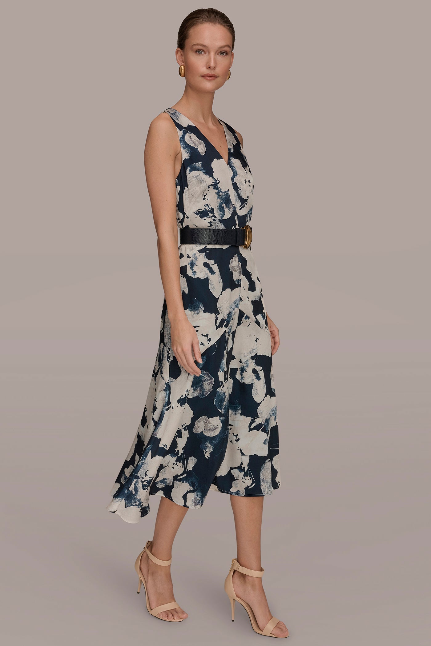 Donna Karan | V-NECK FLORAL DRESS