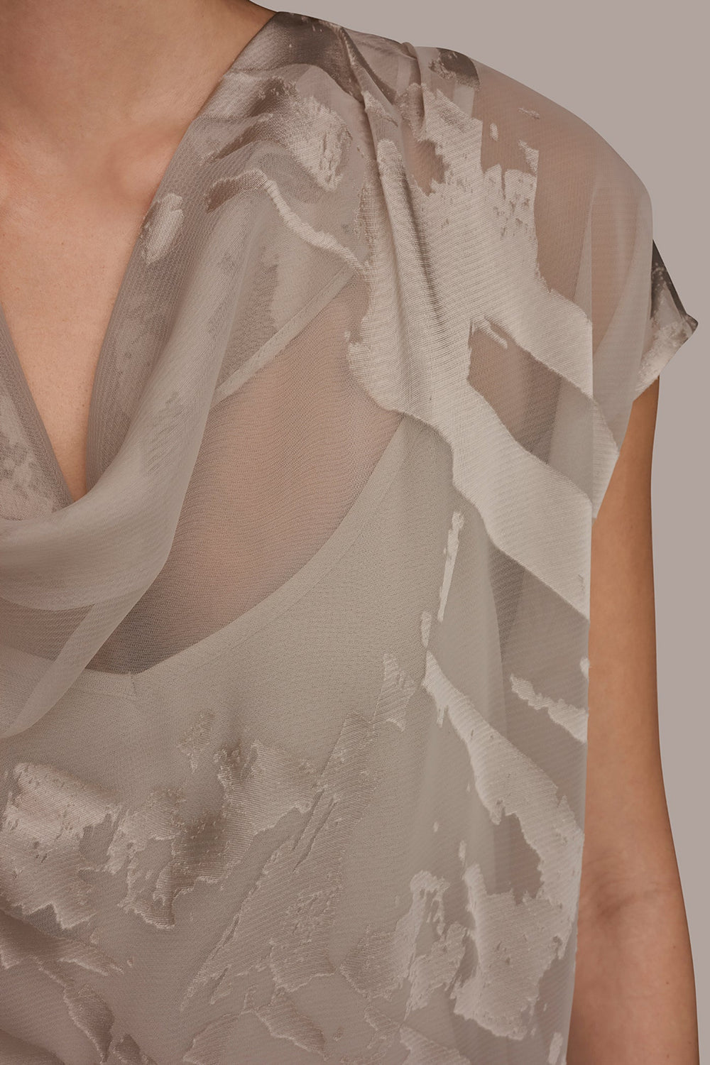 Donna Karan | SATIN ABSTRACT BURNOUT TOP