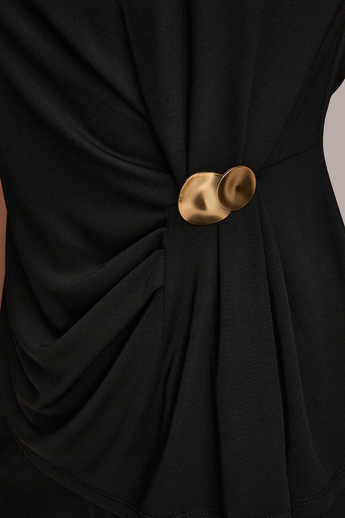 Donna Karan | V-NECK TOP