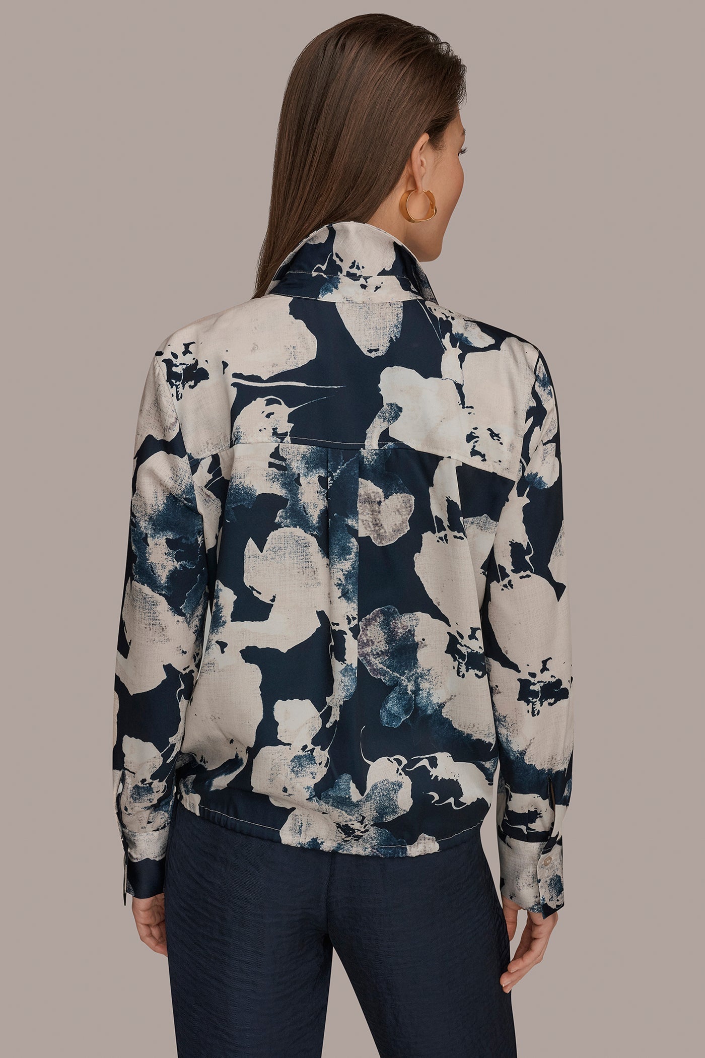 Donna Karan | DRAWSTRING HEM BLOUSE