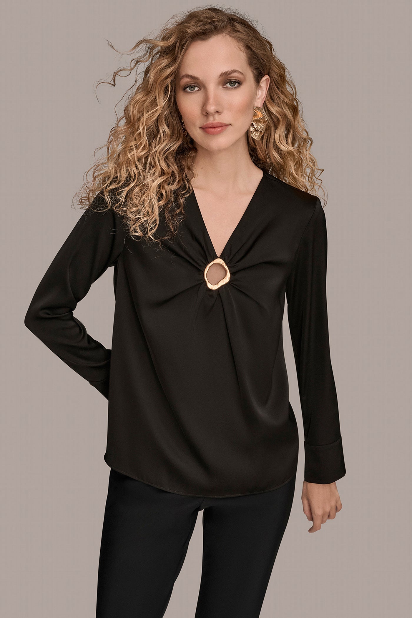 Donna Karan | LONG SLEEVE RING V-NECK BLOUSE