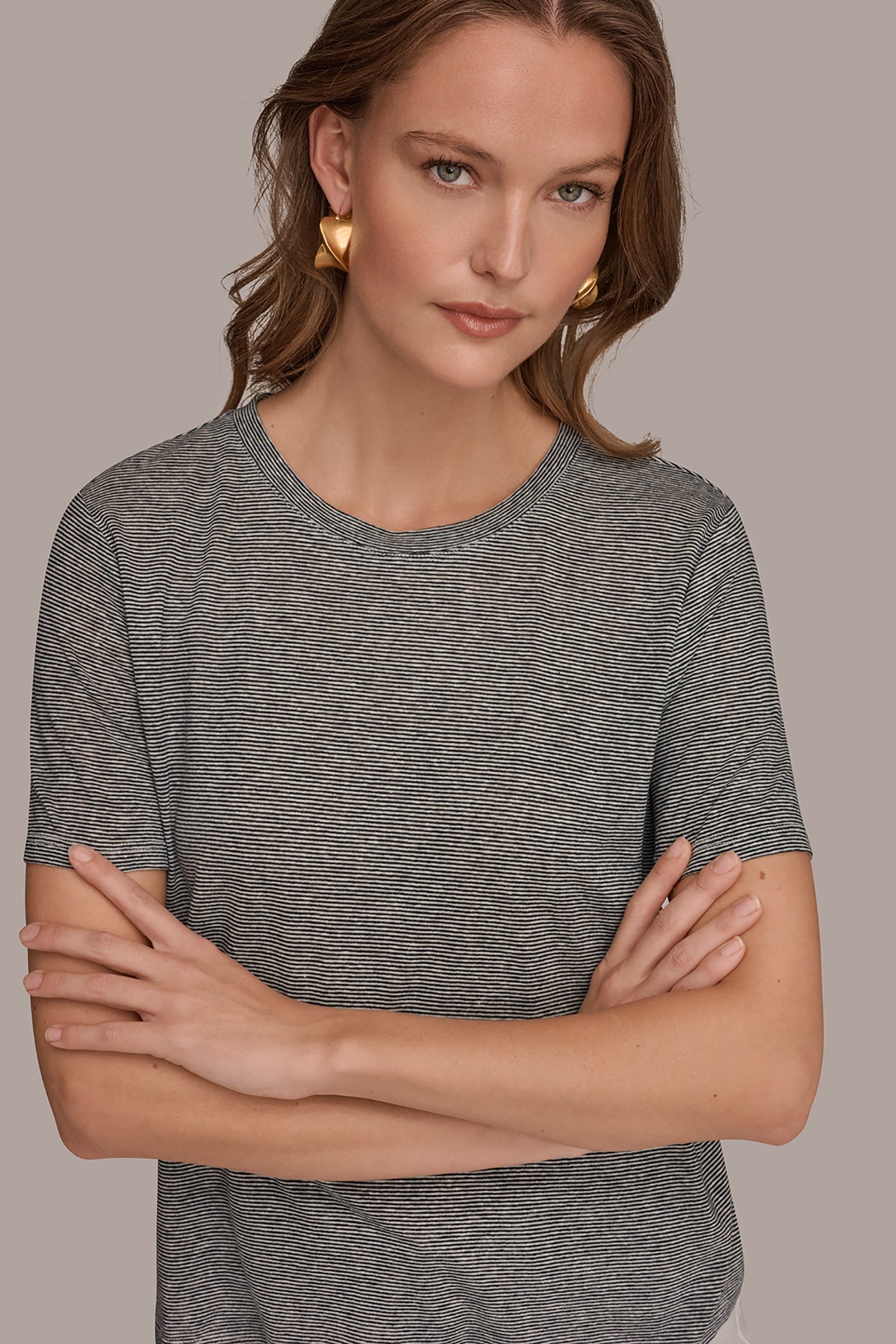 Donna Karan | SHORT SLEEVE TEE