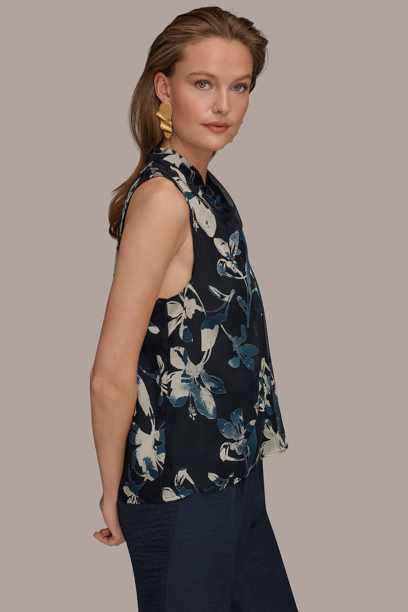 Donna Karan | FLORAL CRISSCROSS TOP