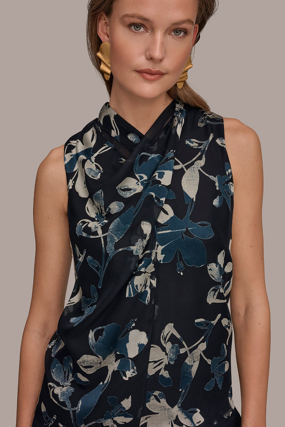 Donna Karan | FLORAL CRISSCROSS TOP