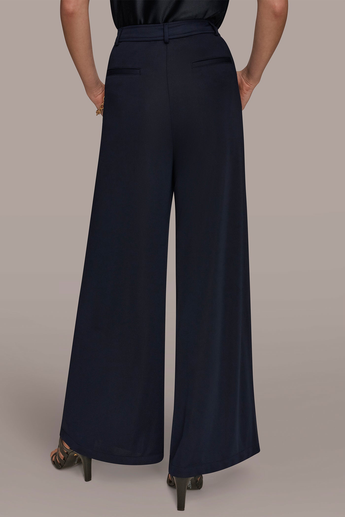 Donna Karan | PLEATED KNIT PANT