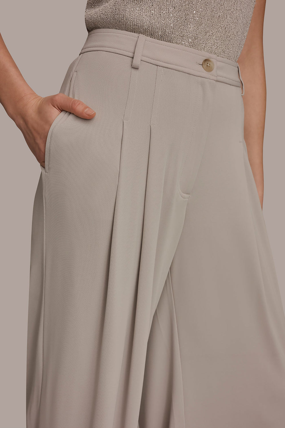Donna Karan | PLEATED KNIT PANT