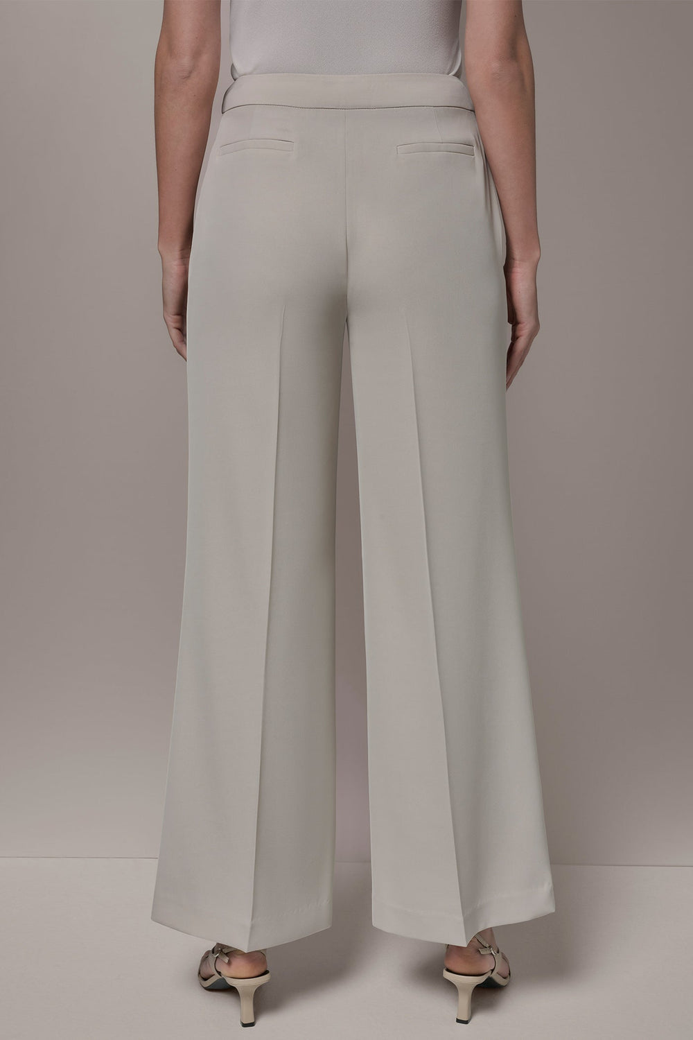 Donna Karan | MID-RISE PLEATED WIDE-LEG SUIT PANT