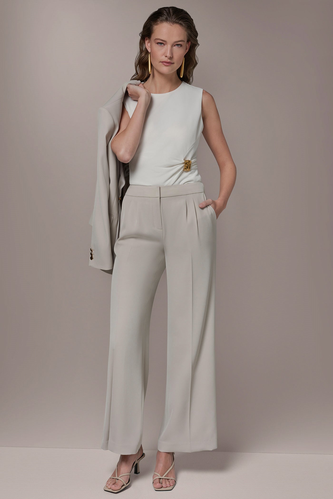 Donna Karan | MID-RISE PLEATED WIDE-LEG SUIT PANT