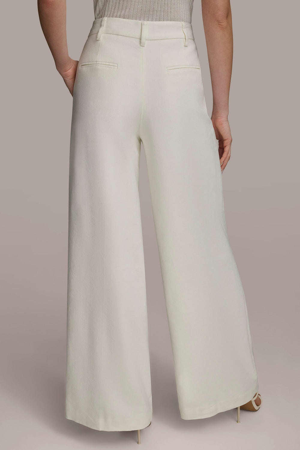Donna Karan | PLEATED WIDE LEG PANT