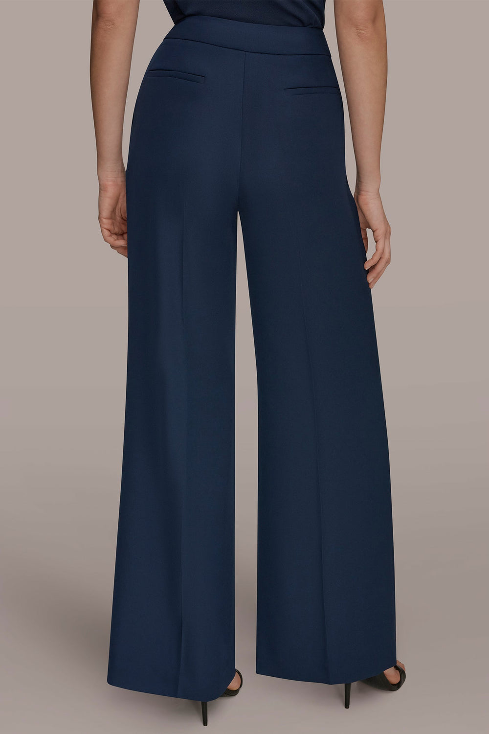 Donna Karan | MID-RISE PLEATED WIDE-LEG SUIT PANT