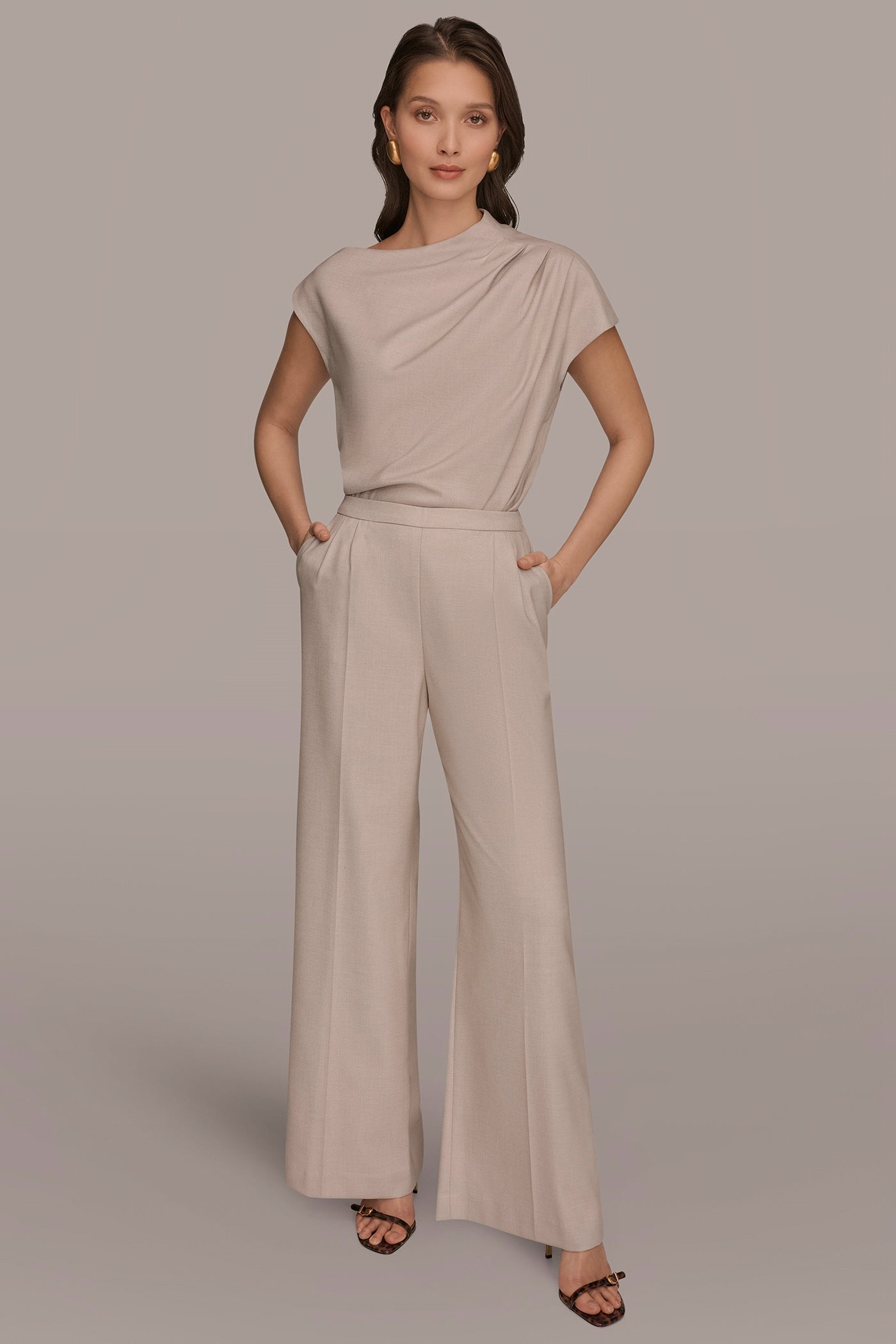 Donna Karan | MID-RISE PLEATED WIDE-LEG SUIT PANT