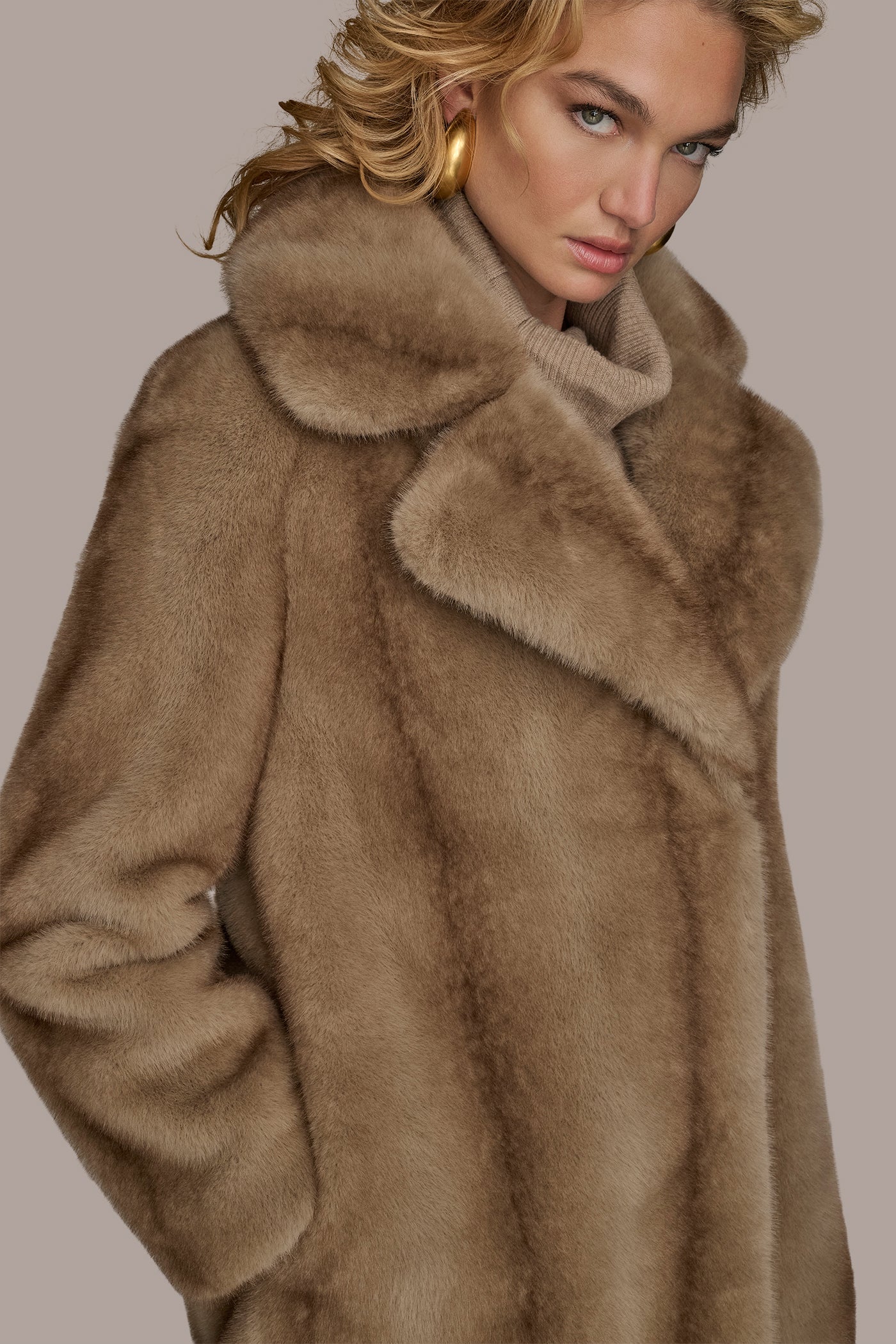 Donna Karan | LUXE FAUX FUR COAT