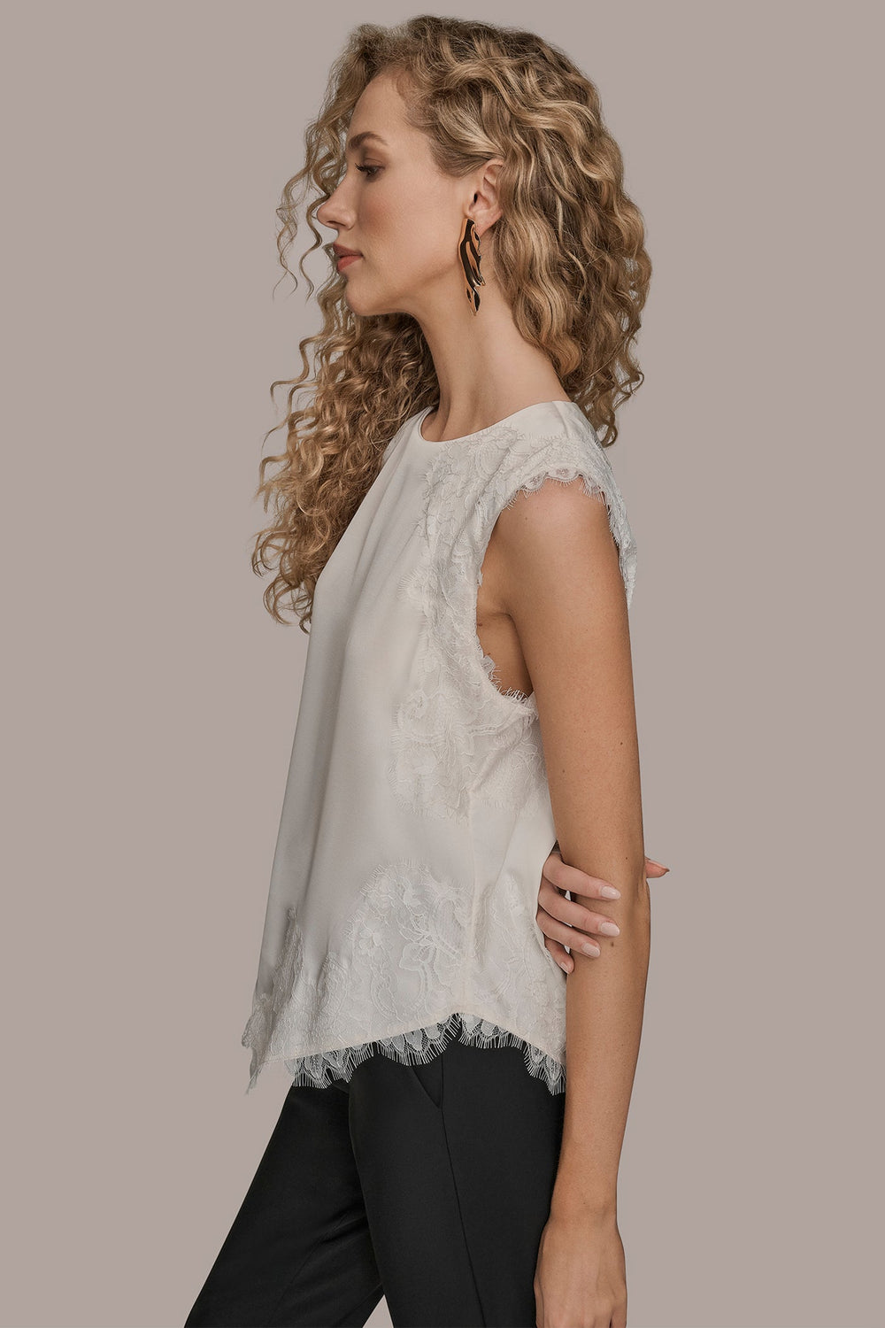 Donna Karan | SLEEVELESS LACE-TRIM CREPE BLOUSE