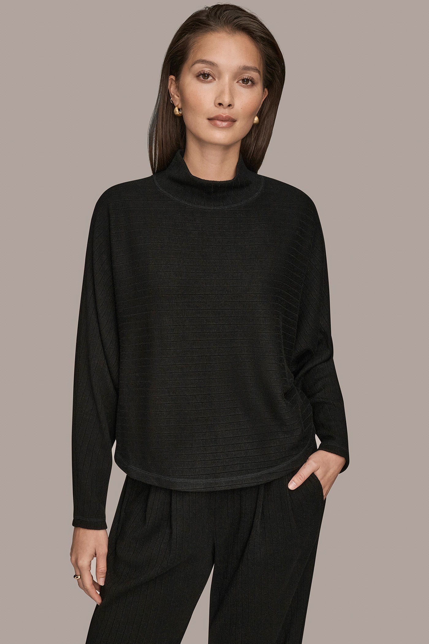 Donna Karan | MOCK-NECK TOP
