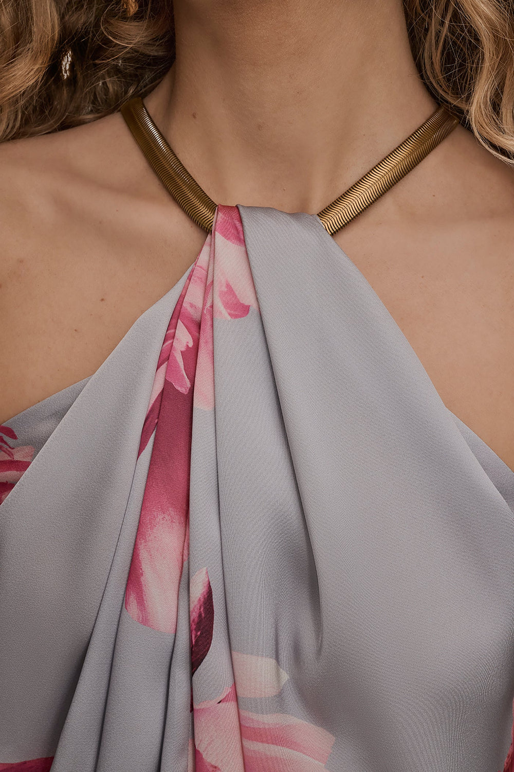 Donna Karan | FLORAL TWIST-NECK HALTER BLOUSE