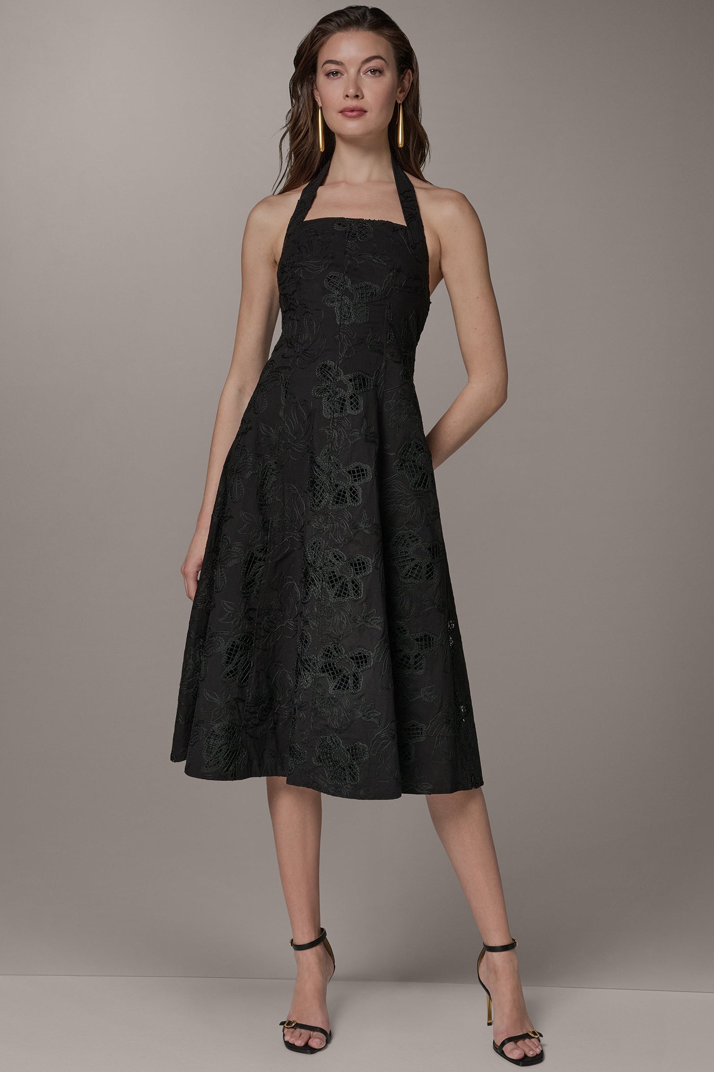 Donna Karan | SLEEVELESS SWEETHEART MIDI HALTER DRESS