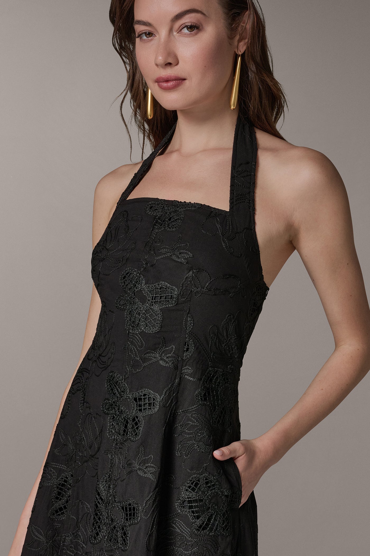 Donna Karan | SLEEVELESS SWEETHEART MIDI HALTER DRESS
