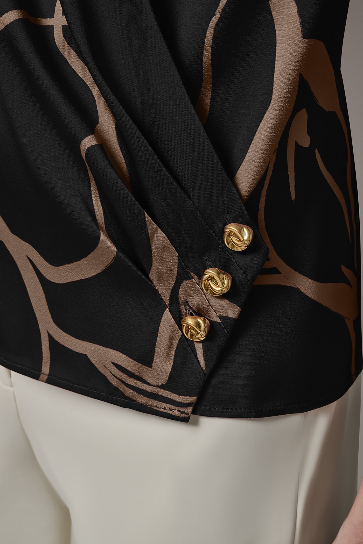 Donna Karan | SLEEVELESS WRAP EFFECT PRINT BLOUSE