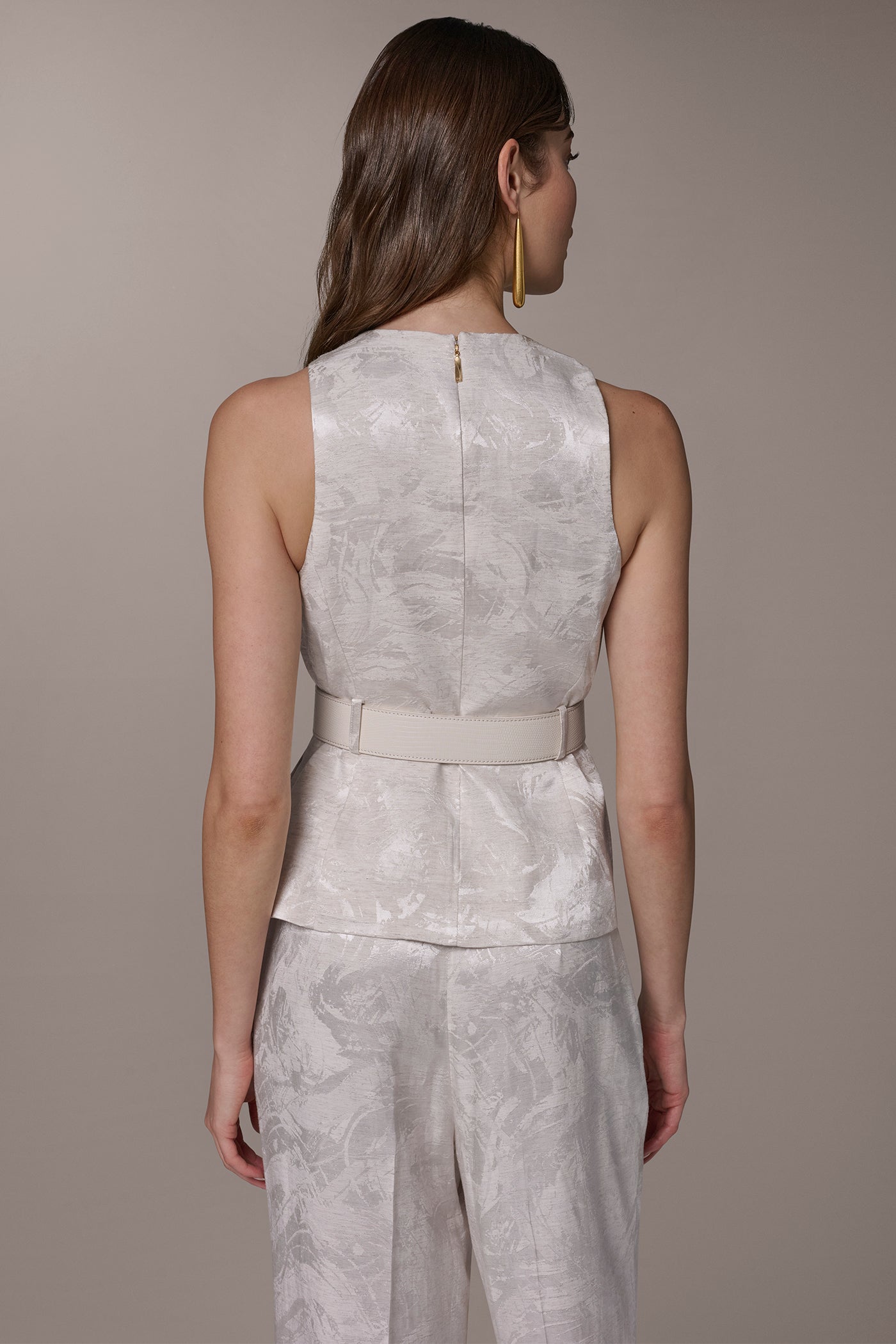 Donna Karan | CROPPED CROSSOVER SUIT VEST