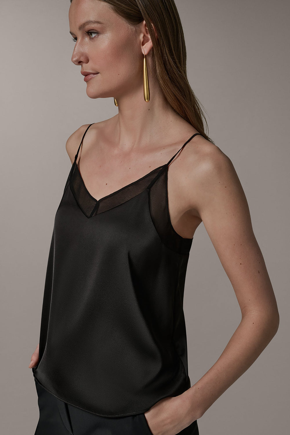 Donna Karan | SLEEVELESS V-NECK CAMI