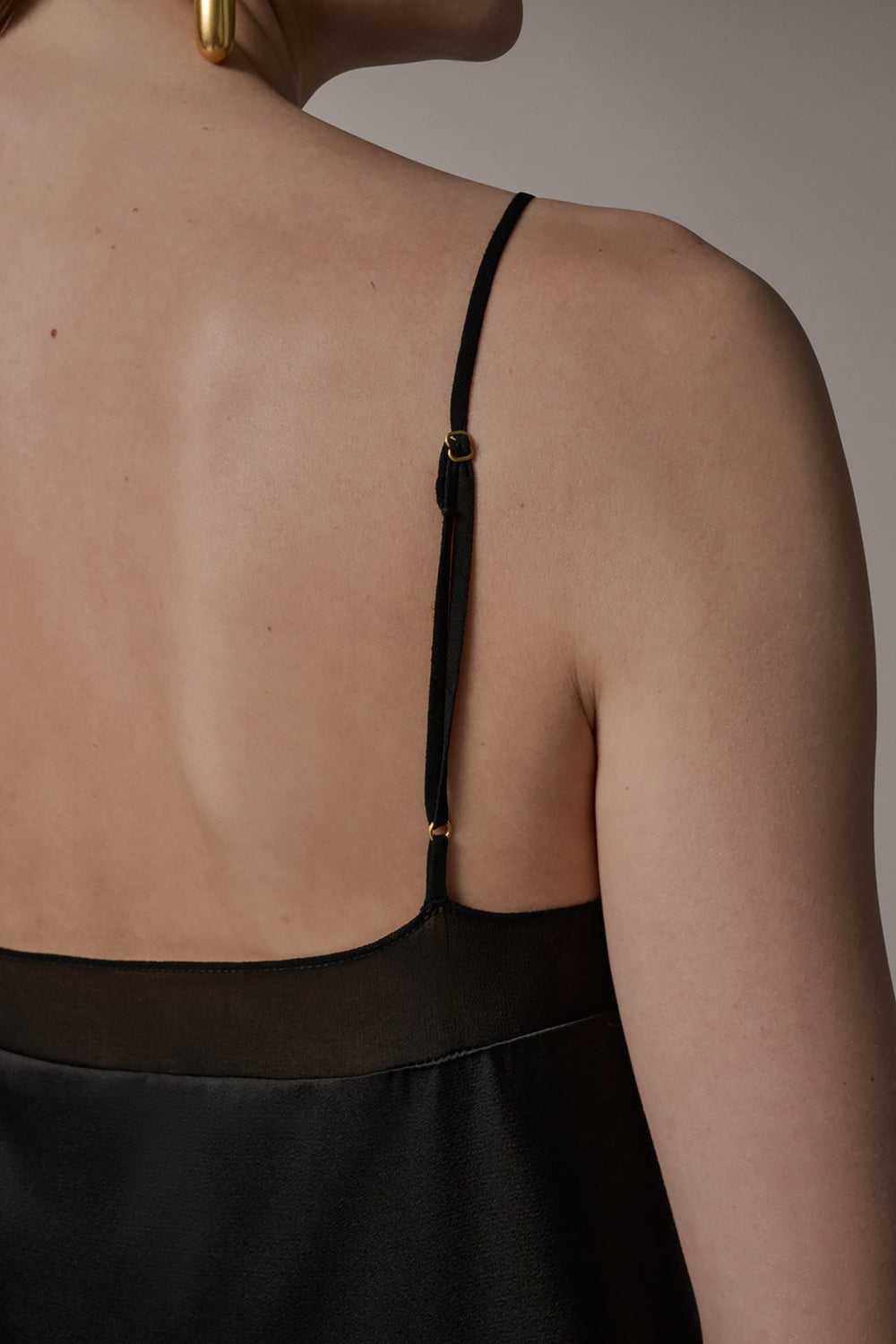 Donna Karan | SLEEVELESS V-NECK CAMI