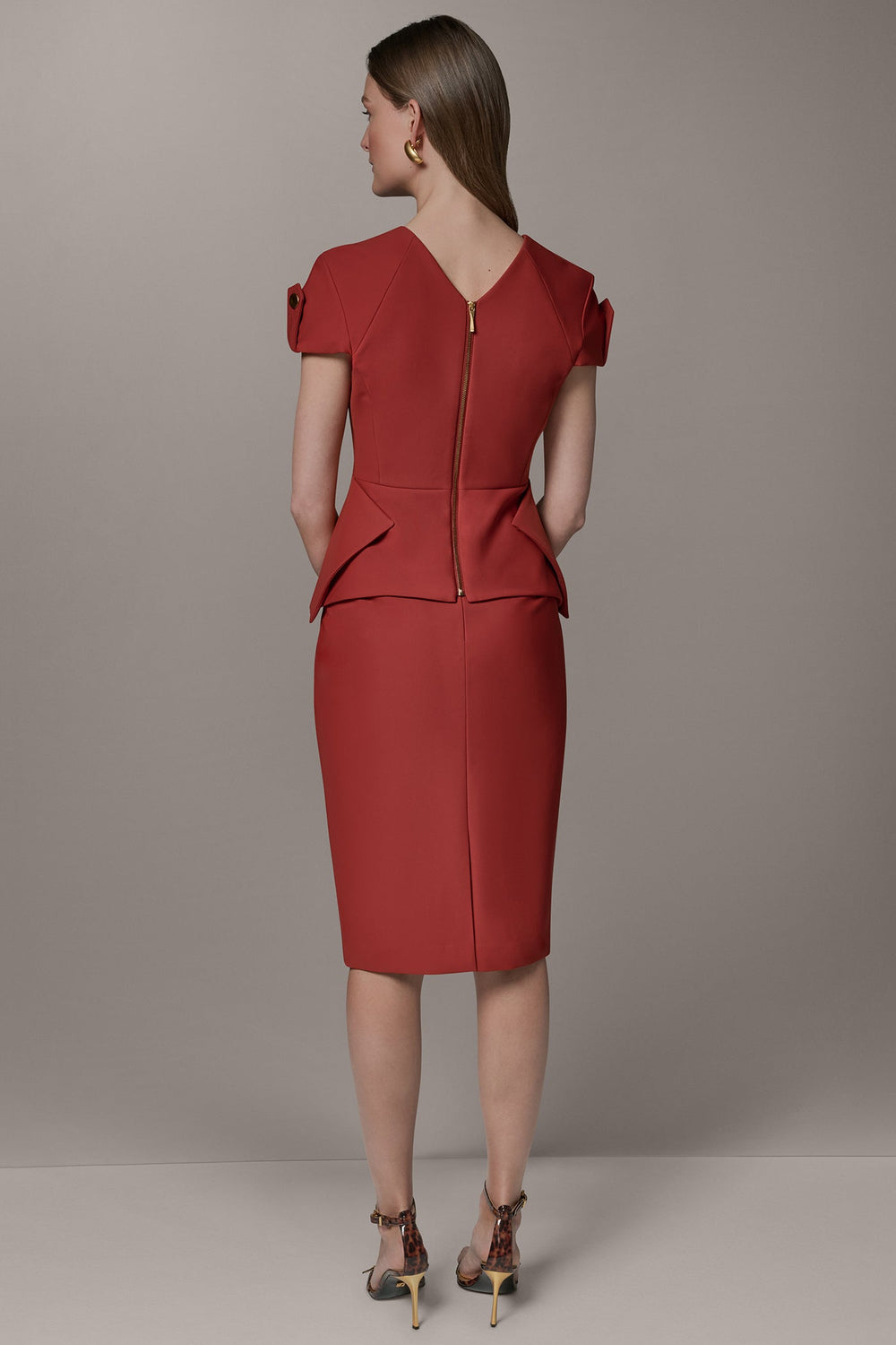 Donna Karan | SHORT SLEEVE PEPLUM TOP