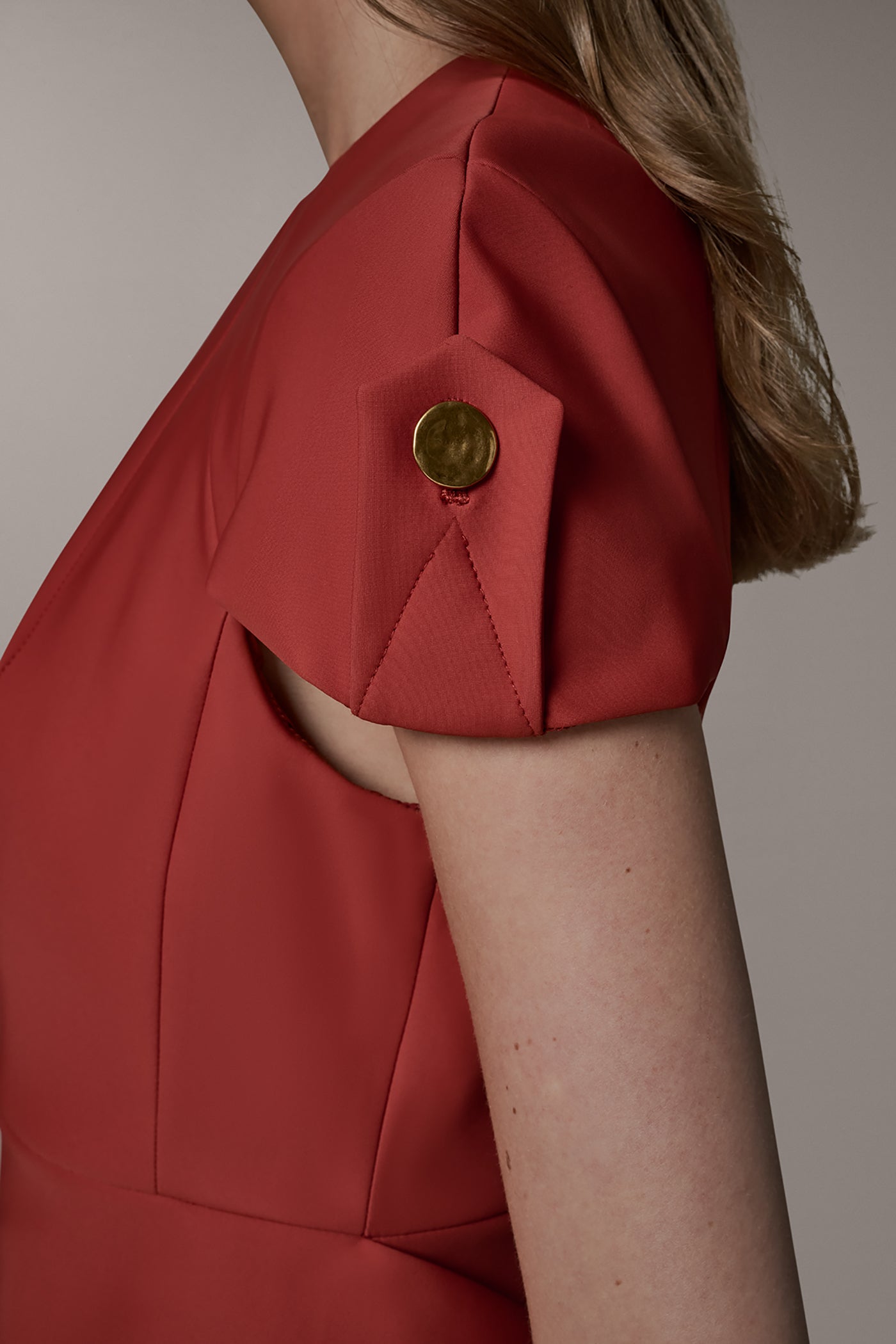 Donna Karan | SHORT SLEEVE PEPLUM TOP