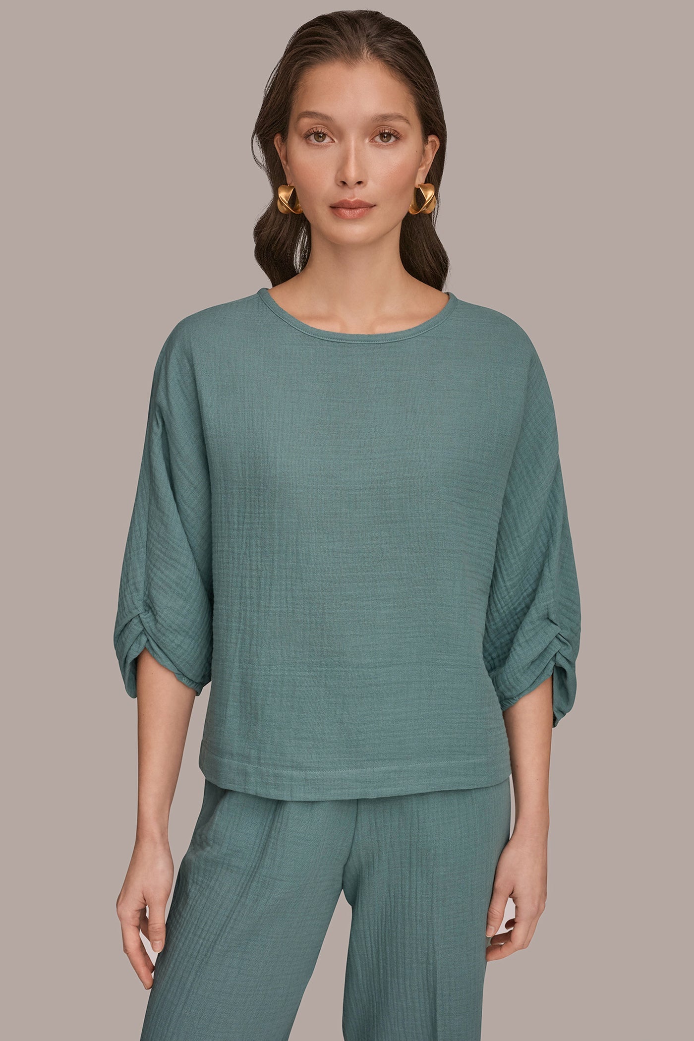 Donna Karan | 3/4 SLEEVE TWIST CUFF BLOUSE