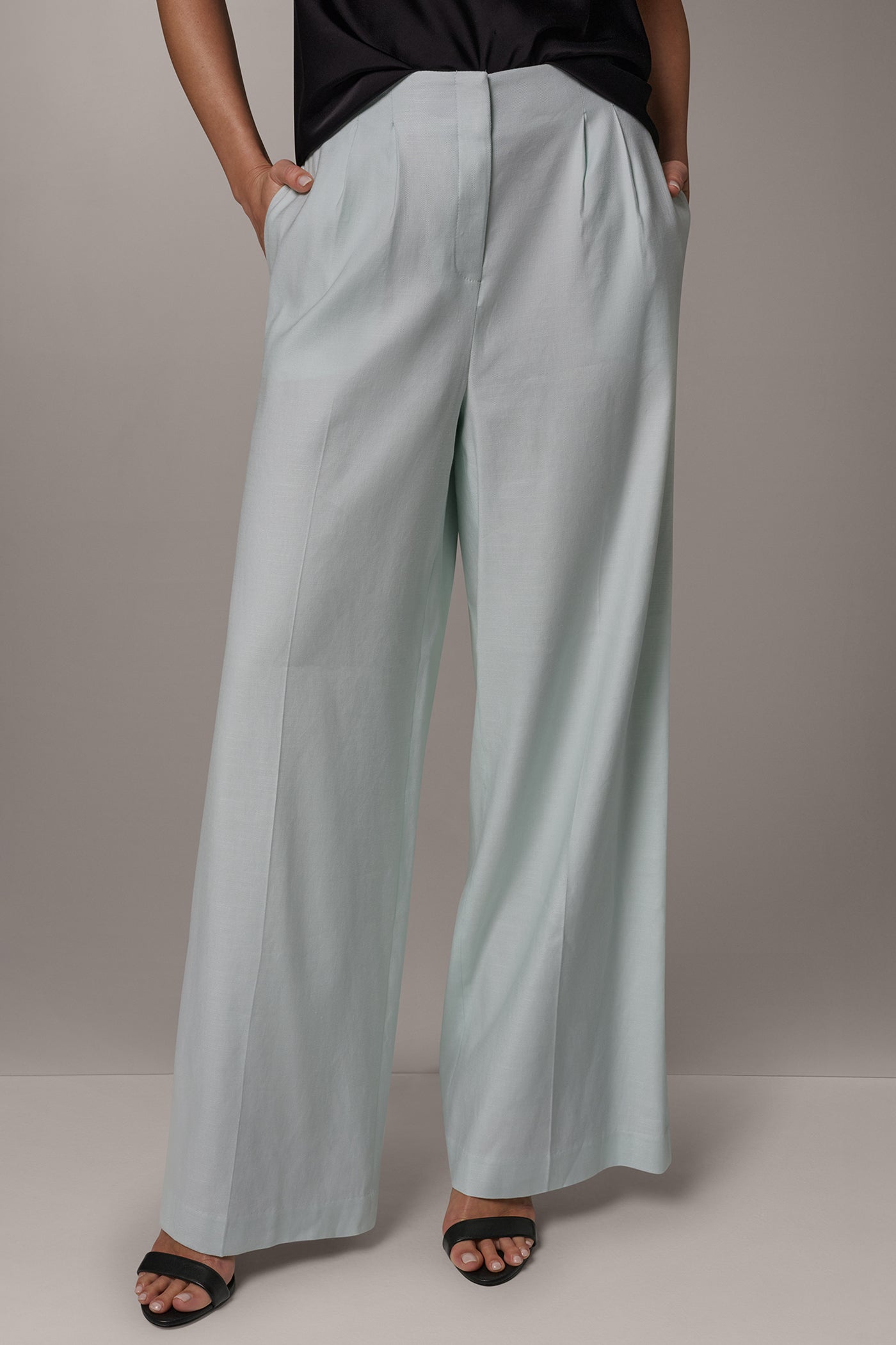 Donna Karan | EXTRA HIGH-RISE PLEATED WIDE-LEG PANT