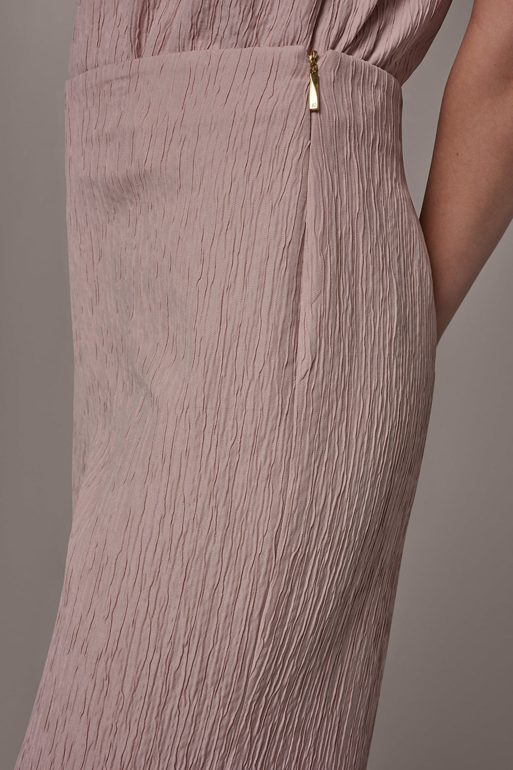 Donna Karan | EXTRA HIGH-RISE WIDE-LEG SUIT PANT