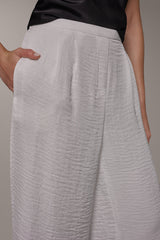 Donna Karan | EXTRA HIGH-RISE PLEATED RELAXED PULL-ON PANT