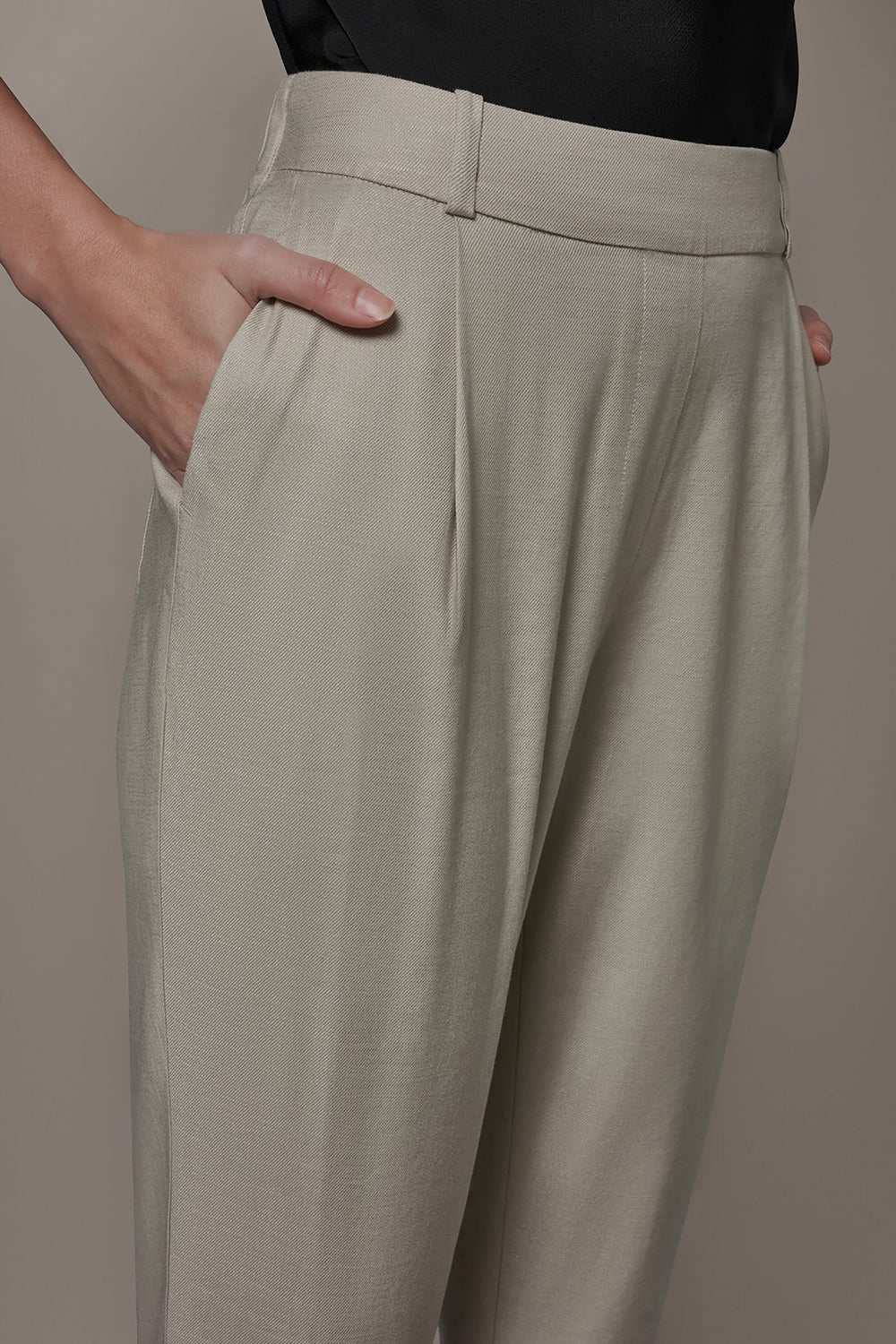 Donna Karan | LINEN-BLEND PLEATED STRAIGHT ANKLE PANT