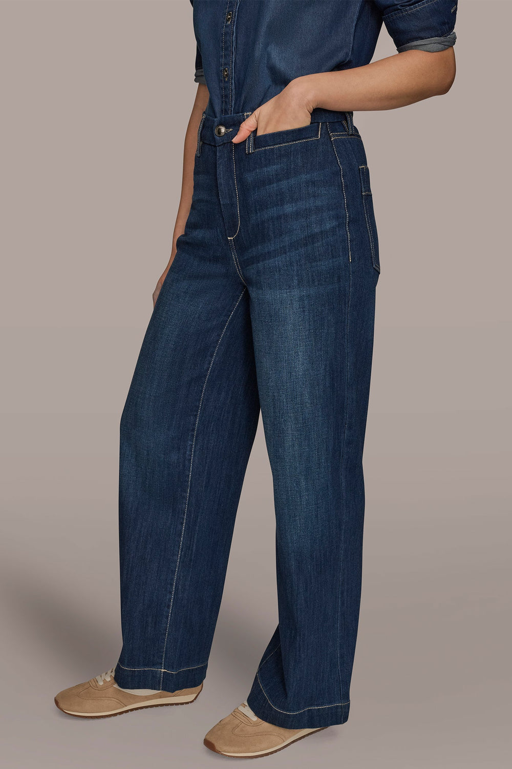 Donna Karan | THE DONNA HIGH-RISE WIDE-LEG JEAN