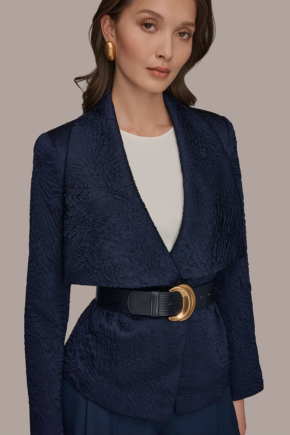 Donna Karan | CRINKLE JACQUARD CROPPED BLAZER