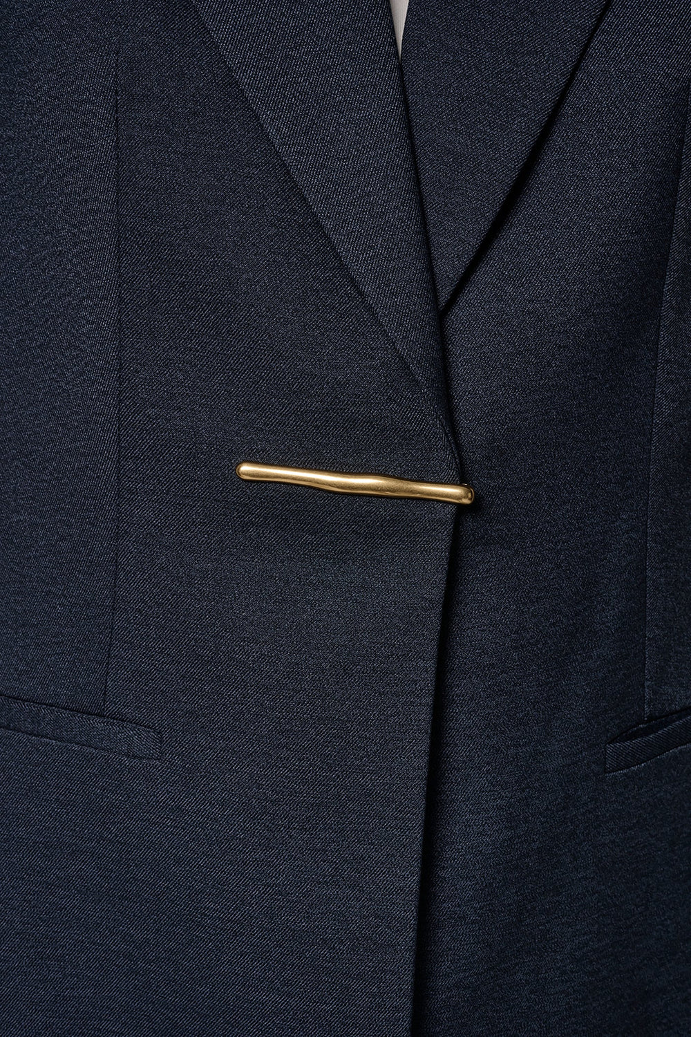 Donna Karan | GOLD BAR LONGLINE BLAZER