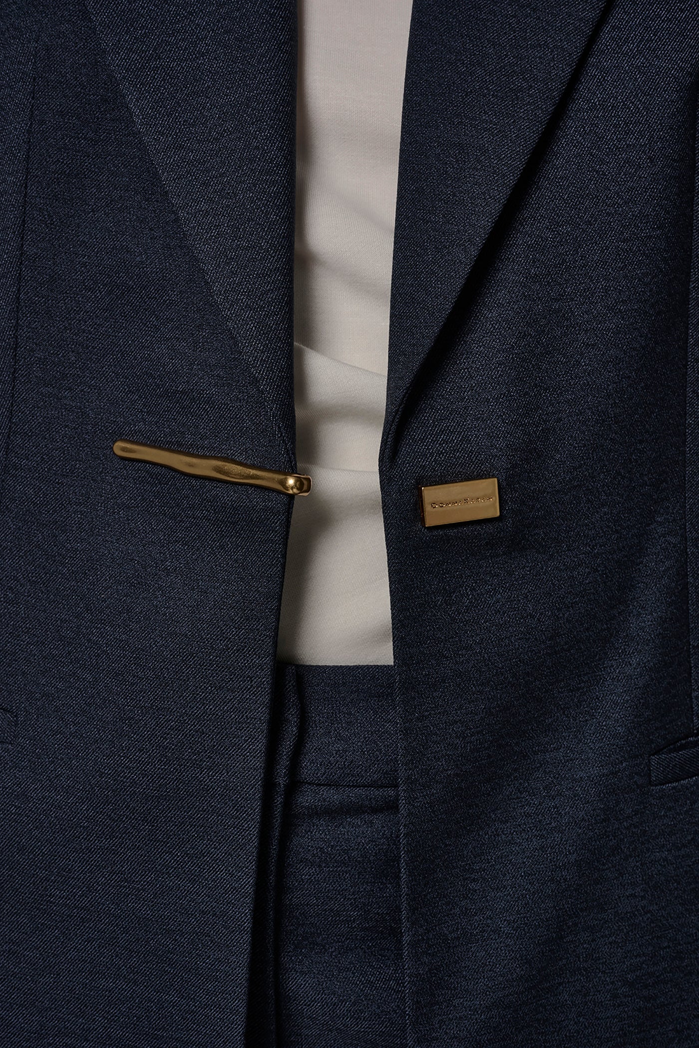 Donna Karan | GOLD BAR LONGLINE BLAZER