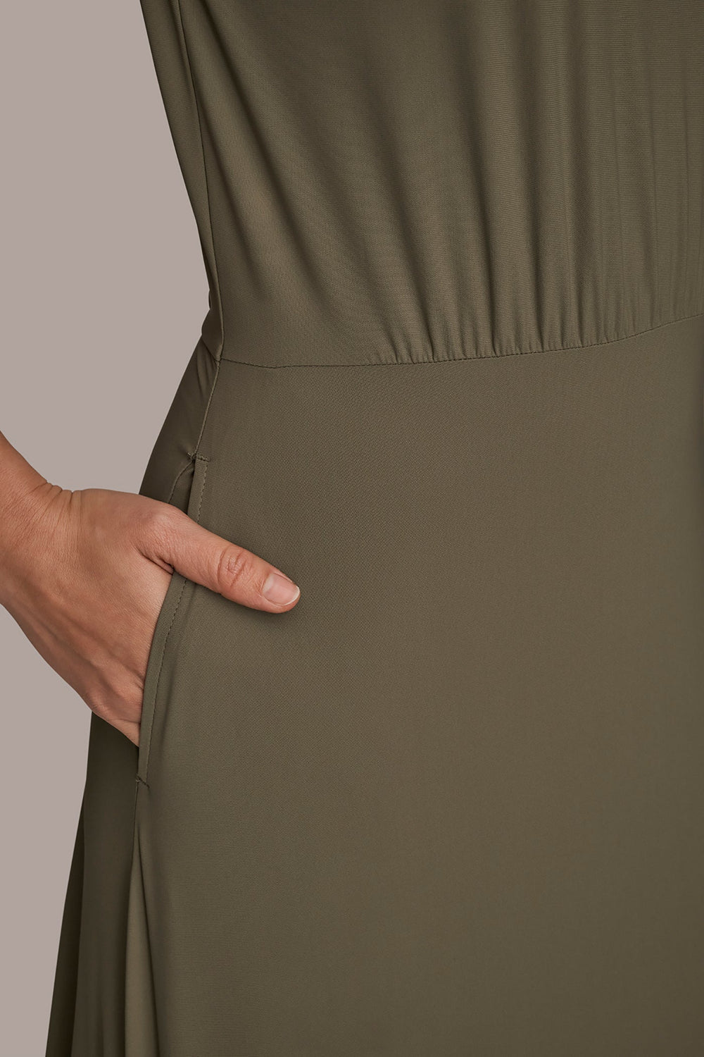 Donna Karan | THE MODERN TRAVEL MIDI FIT AND FLARE DRESS