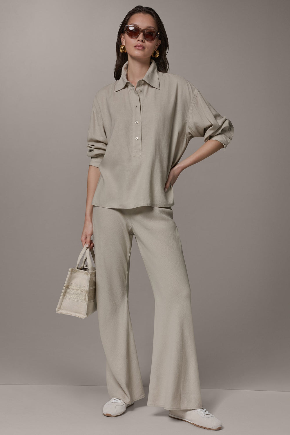 Donna Karan | LONG SLEEVE HALF BUTTON BLOUSE