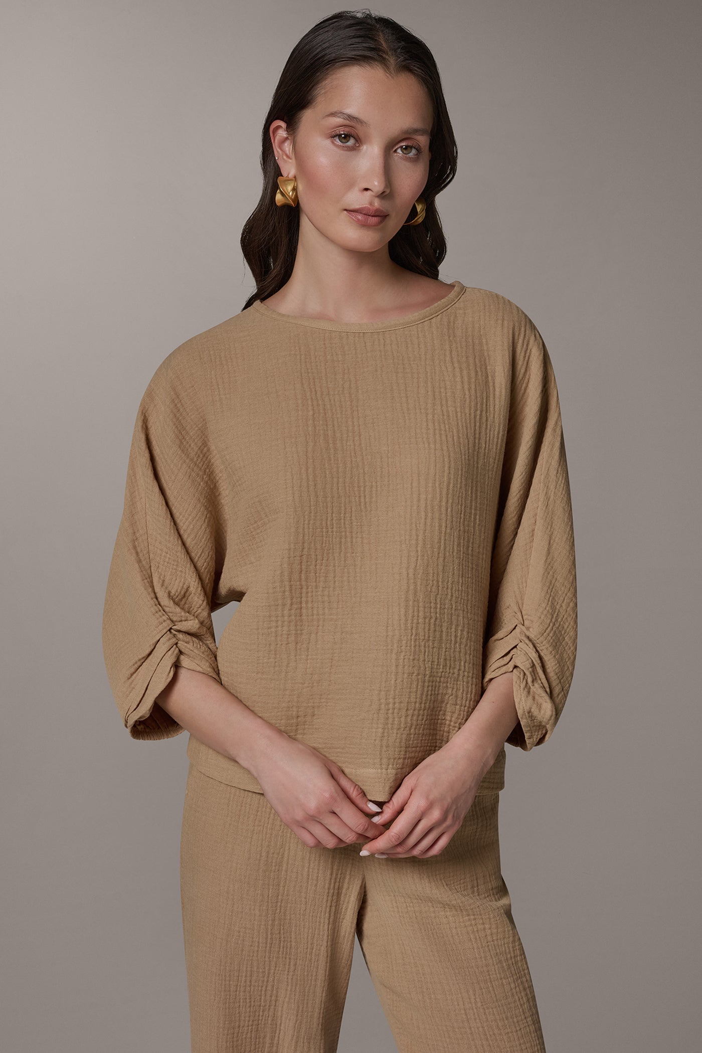 Donna Karan | 3/4 SLEEVE TWIST CUFF BLOUSE