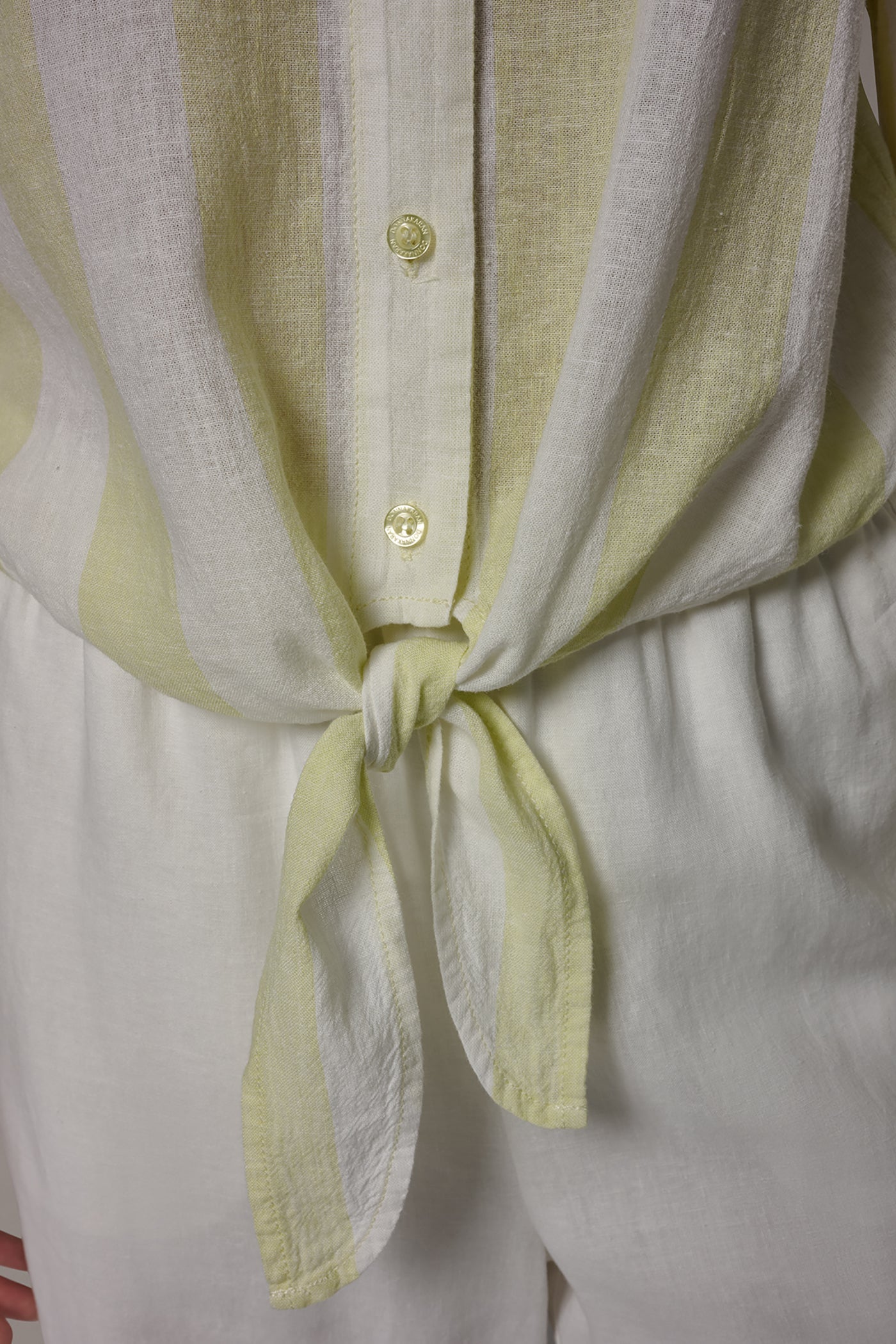 Donna Karan | LONG SLEEVE TIE-FRONT BLOUSE