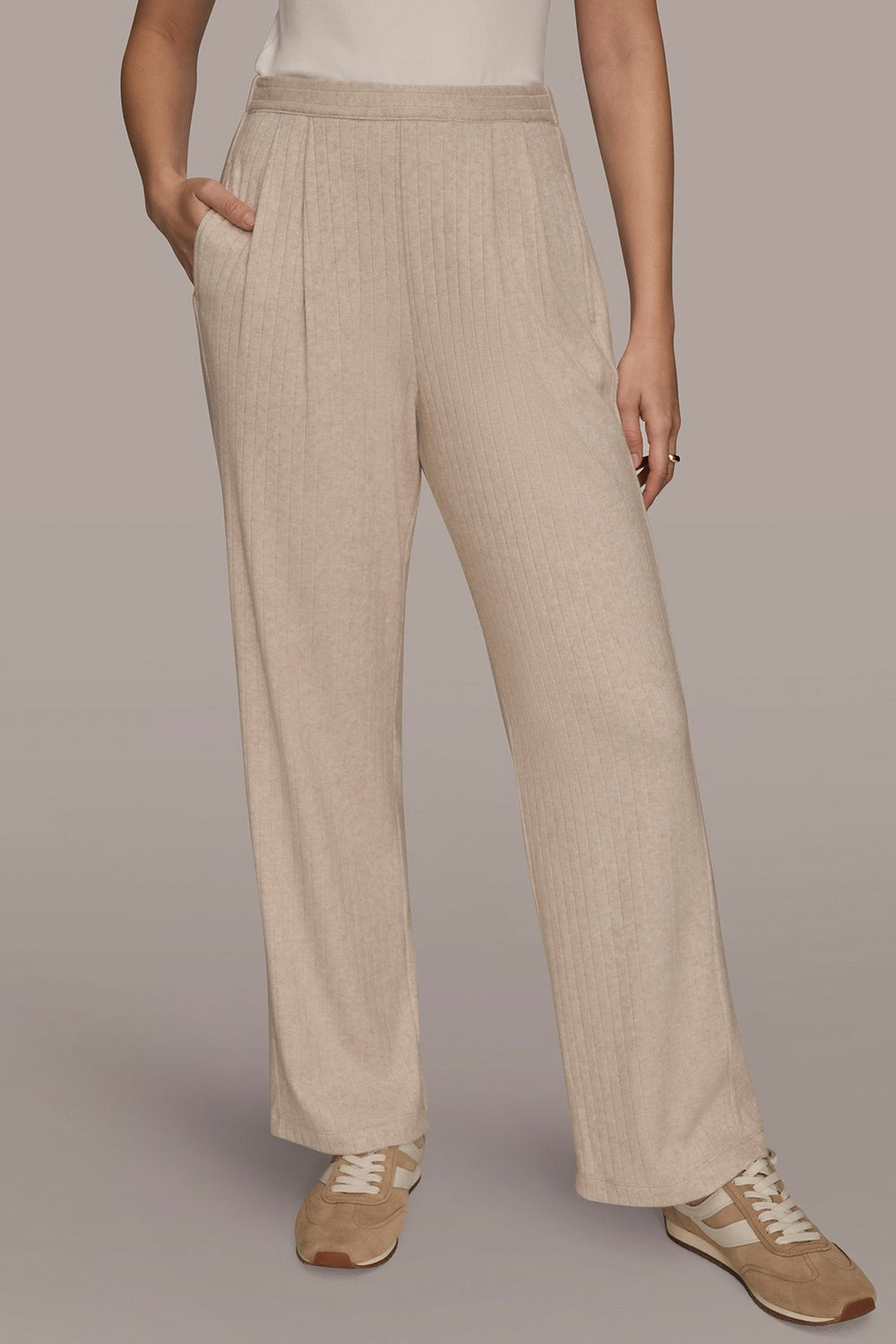 Donna Karan | HIGH-RISE PLEATED PANT