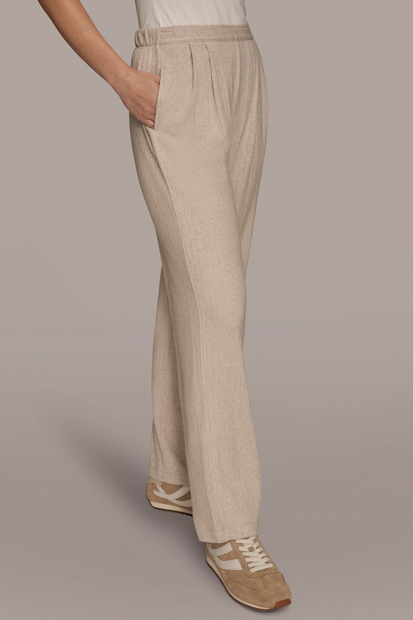 Donna Karan | HIGH-RISE PLEATED PANT