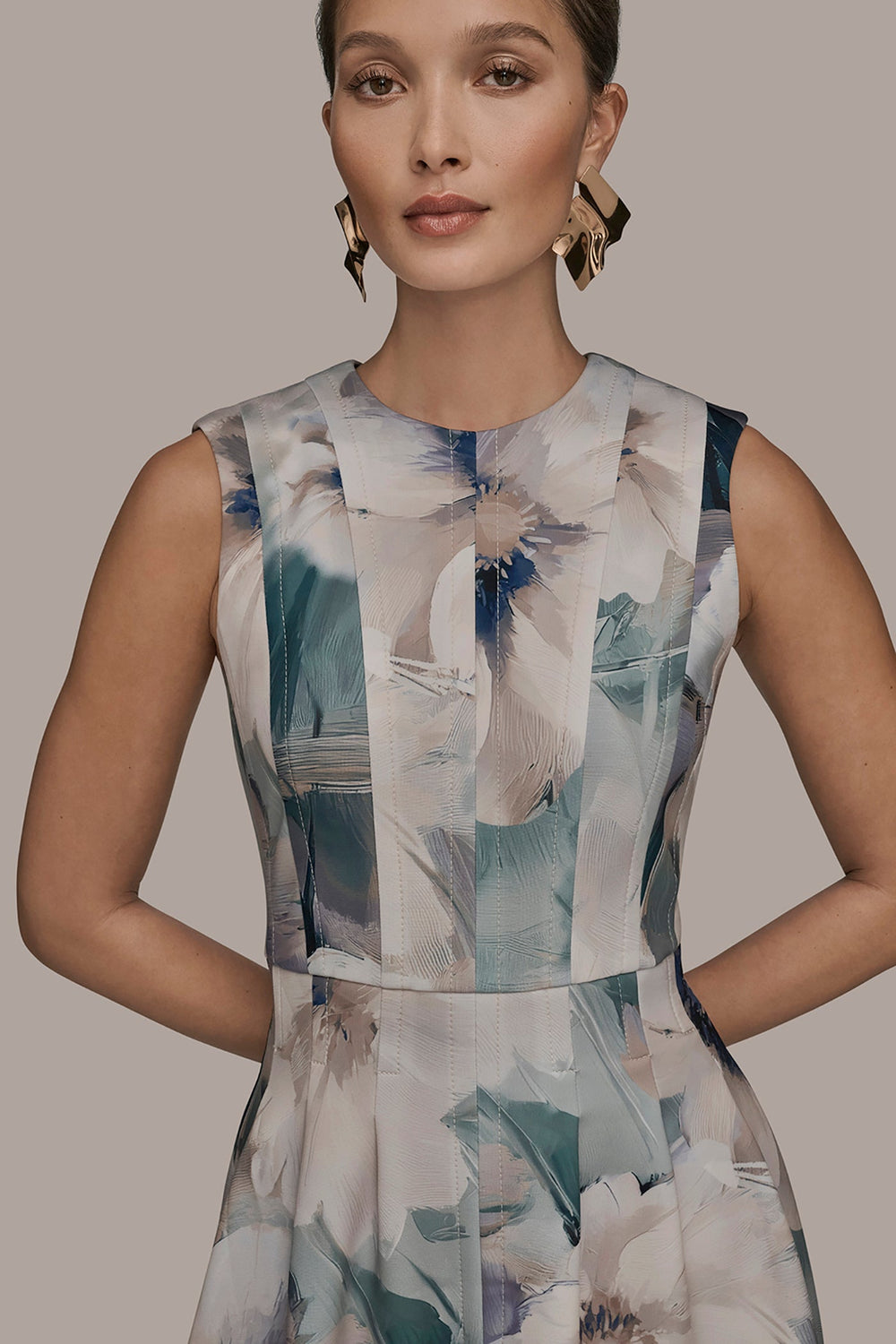 Donna Karan | FLORAL SLEEVELESS MIDI DRESS