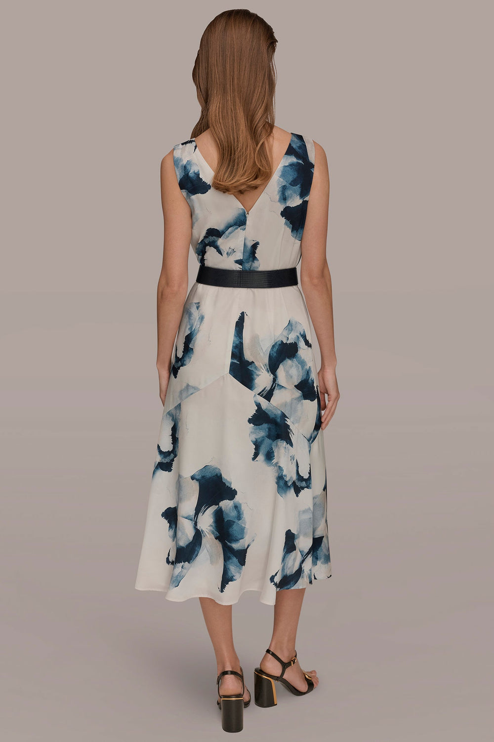 Donna Karan | V-NECK FLORAL DRESS