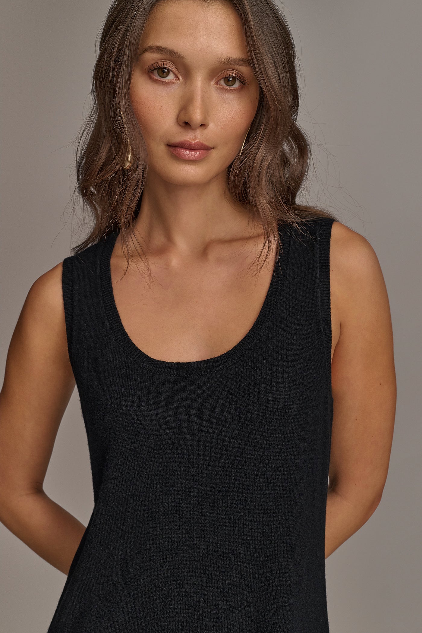 Donna Karan | CASHMERE SLEEVELESS MIDI TANK DRESS