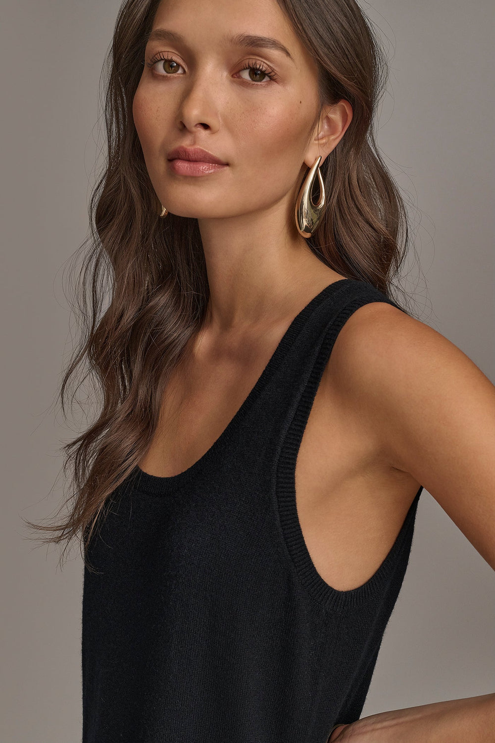 Donna Karan | CASHMERE SLEEVELESS MIDI TANK DRESS