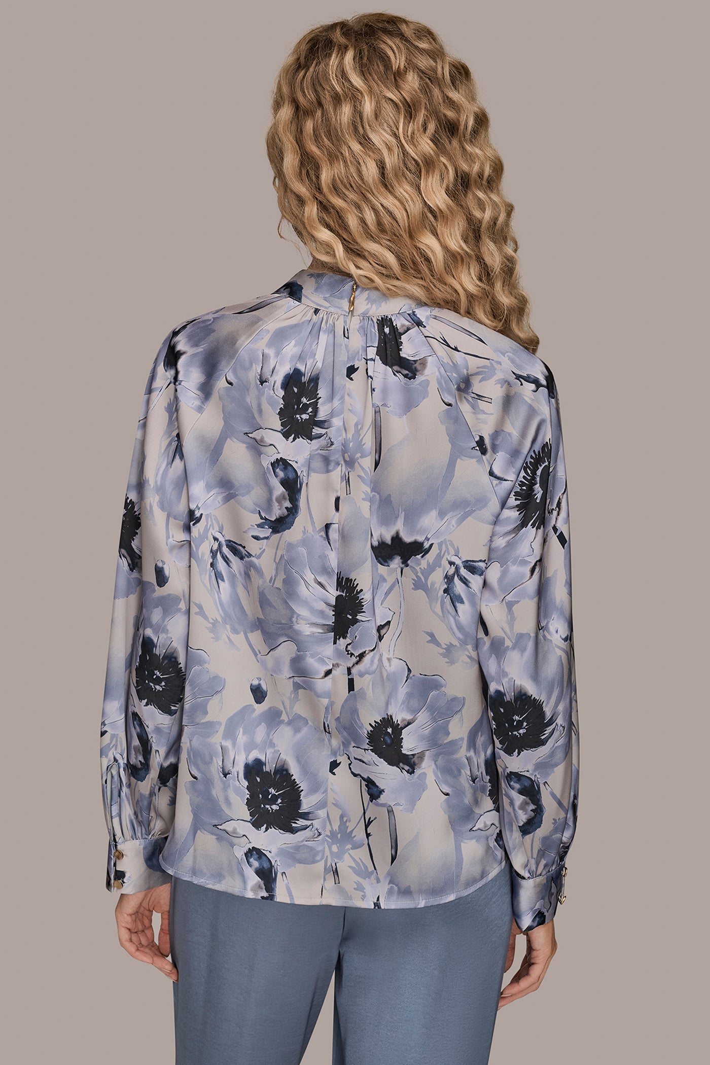 Donna Karan | BUTTON-NECK BLOUSE