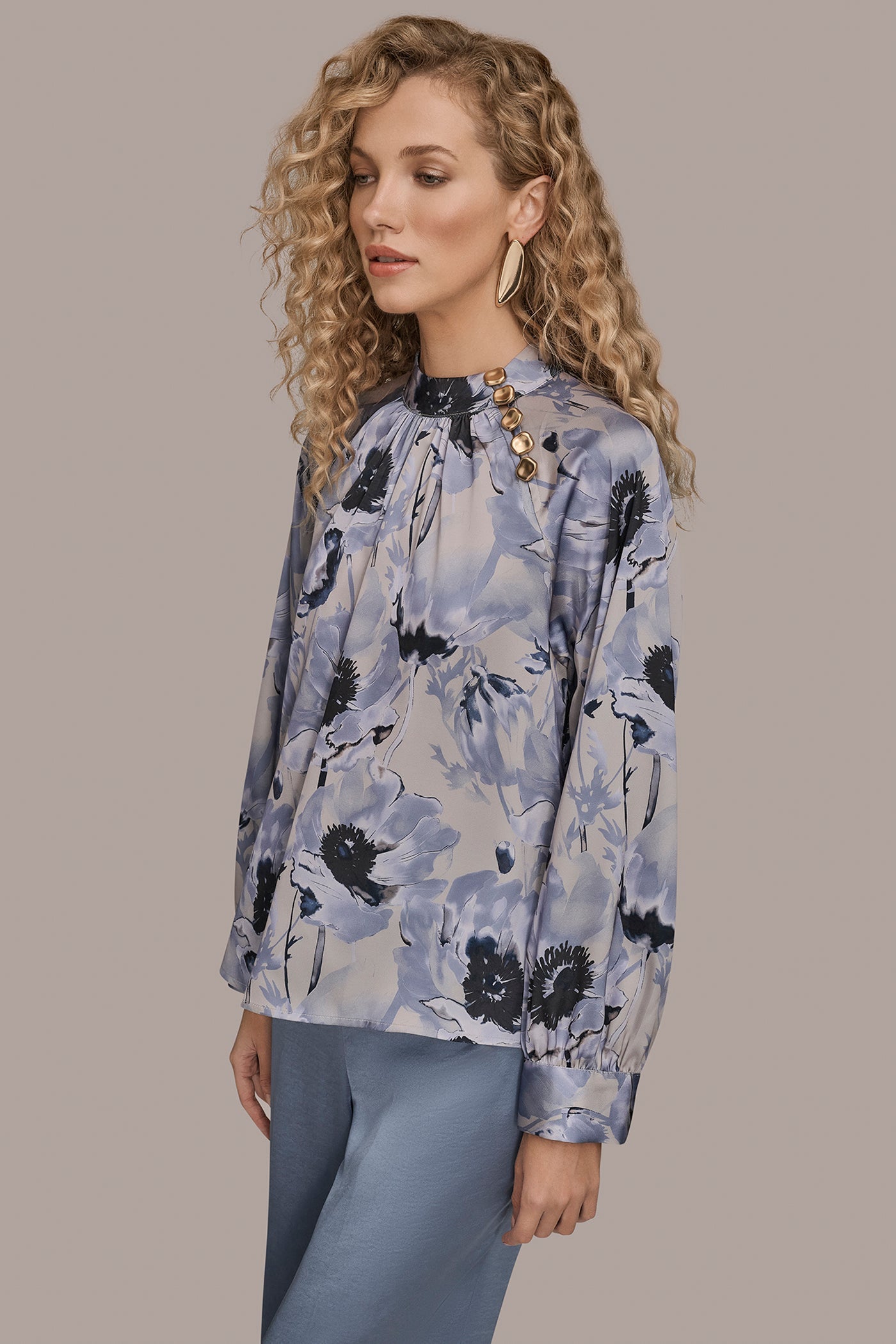 Donna Karan | BUTTON-NECK BLOUSE
