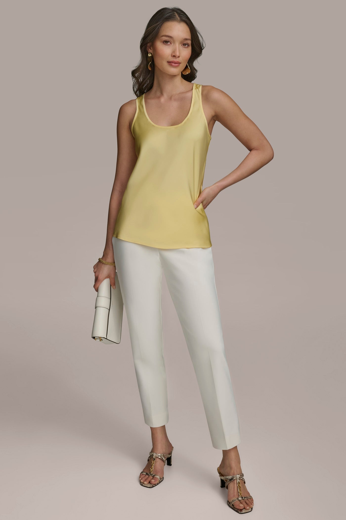 Donna Karan | SOLID SLEEVELESS SHELL