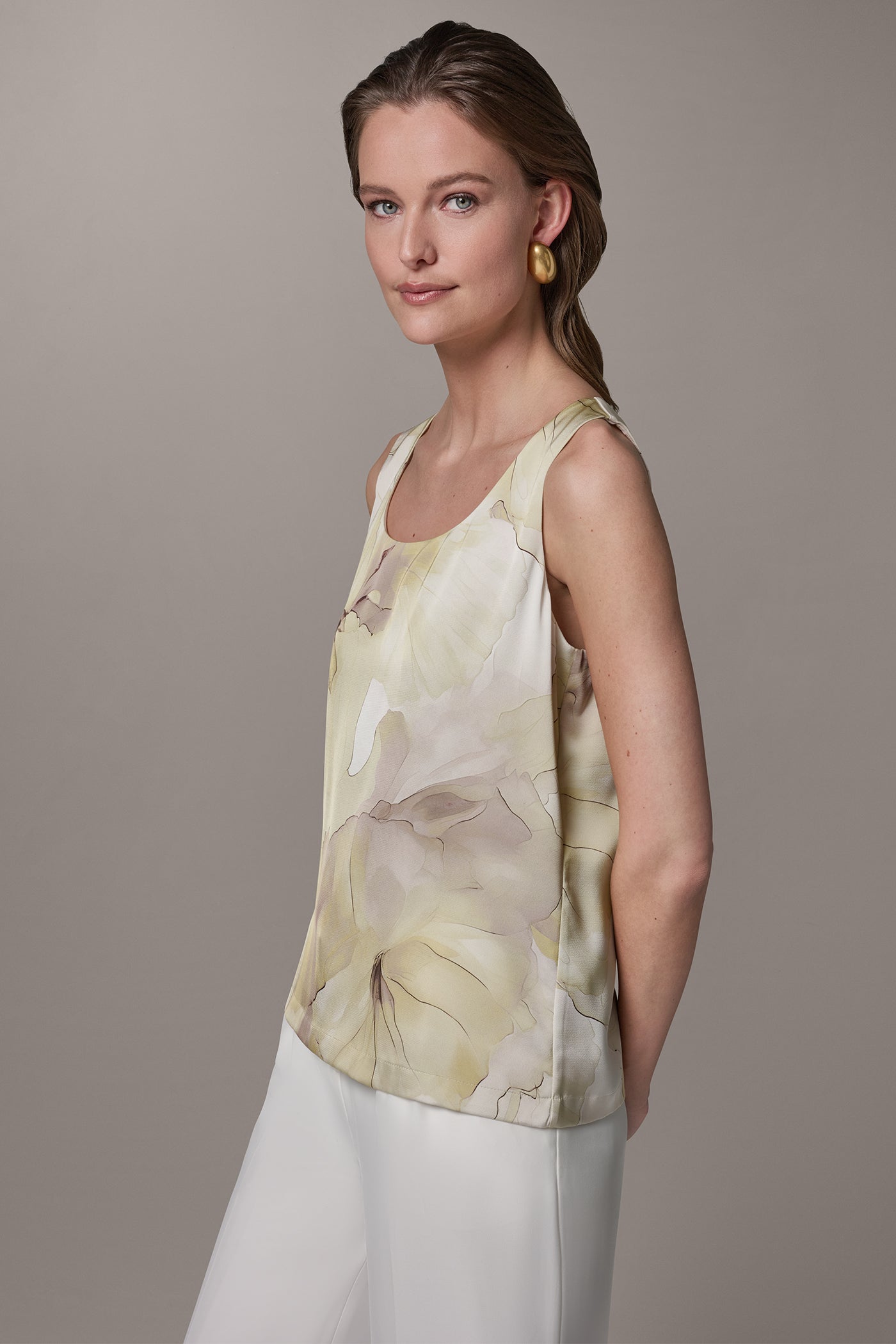 Donna Karan | SLEEVELESS FLORAL CAMI